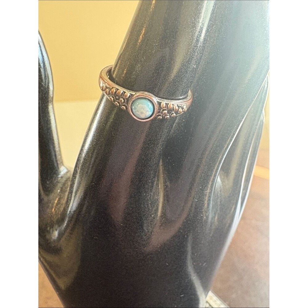 Vintage Silver Ring with Blue accent